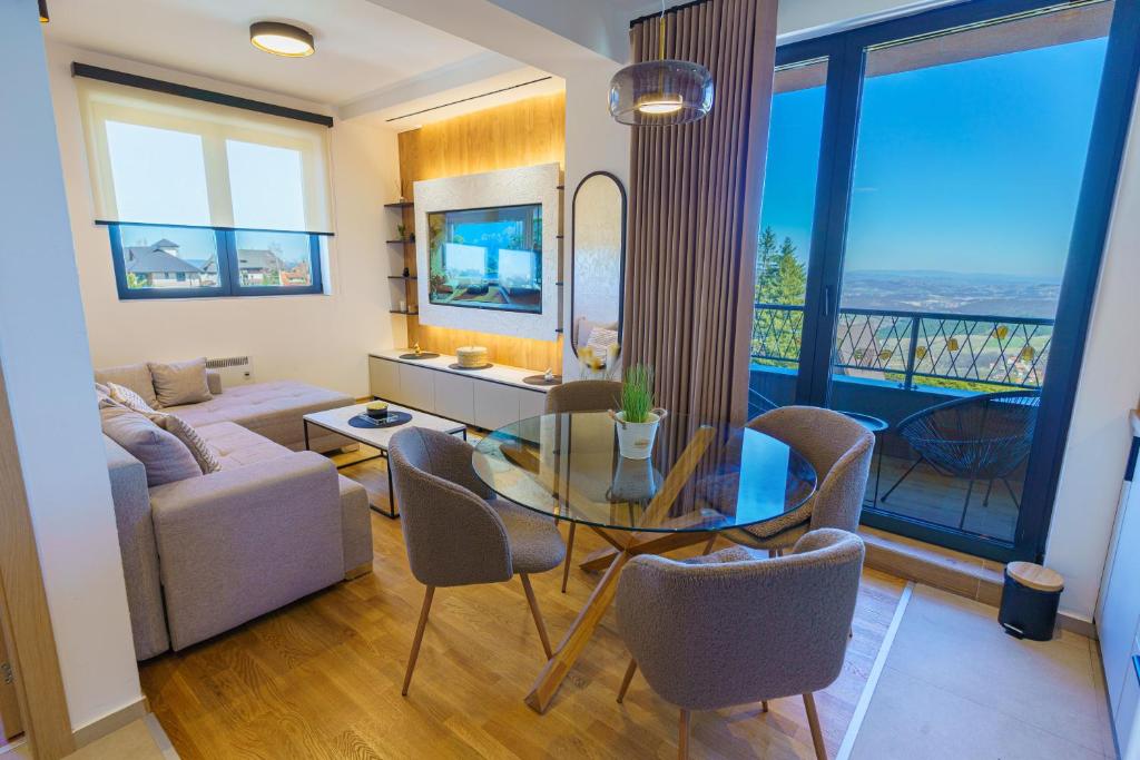 TV a/nebo společenská místnost v ubytování Zlatiborske terase Spa&Wellness