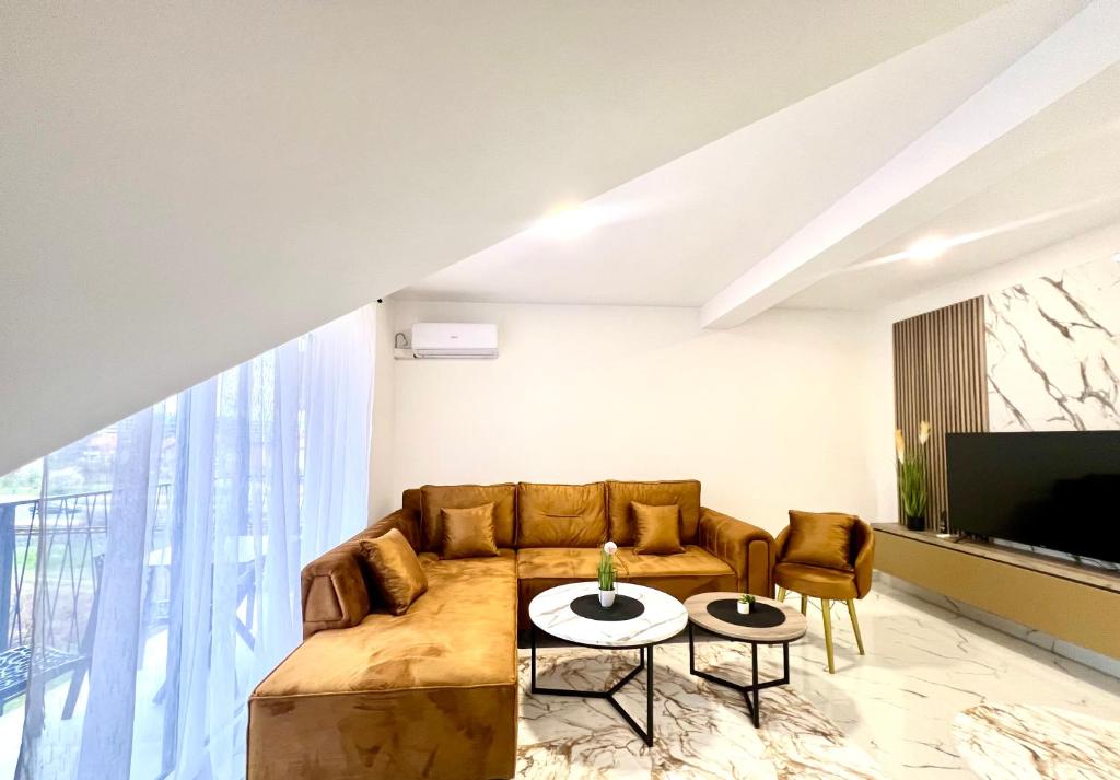 Ilidza Apartments - PEJTON RESIDENCE - Free Parking - Superior One-Bedroom Apartment With Balcony