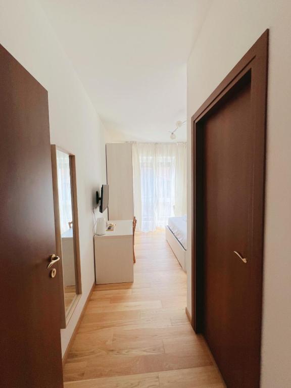 Seveso Milan Central Rooms - Habitación Doble Con Baño Privado