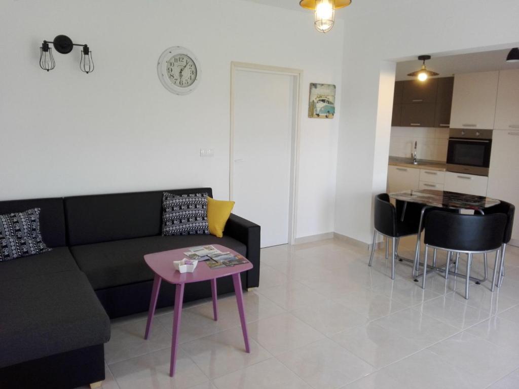 Kuchyňa alebo kuchynka v ubytovaní Apartments Markas