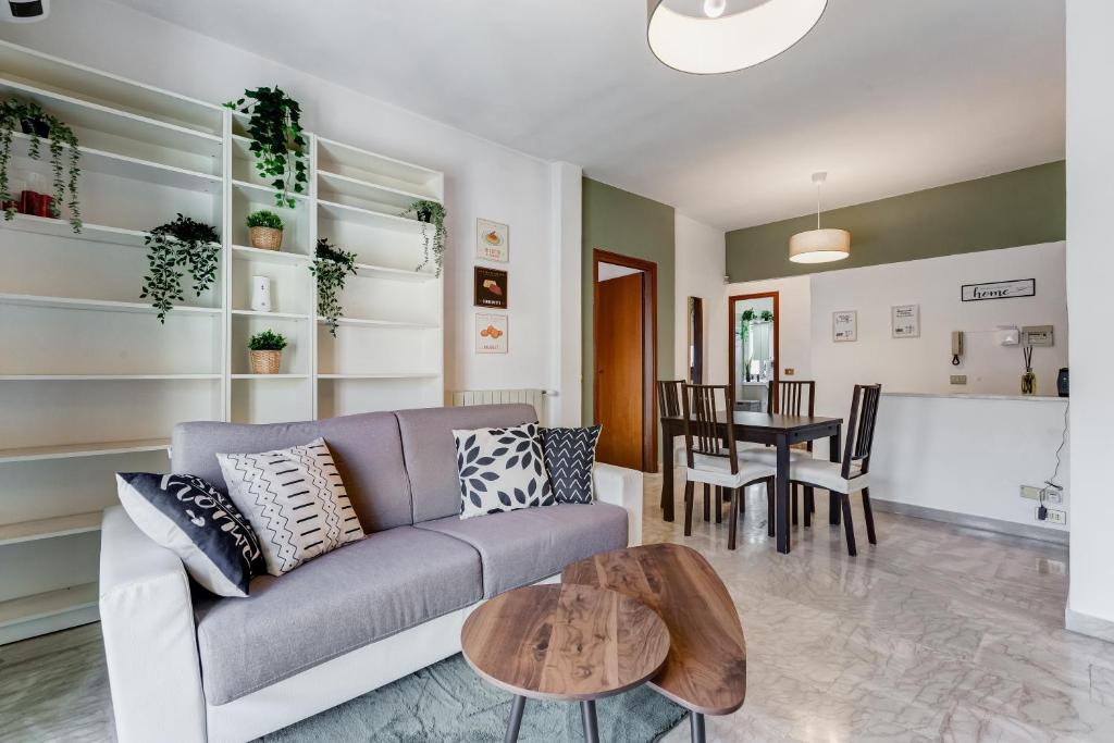 Near Metro A - Modern Boho Style Apartment