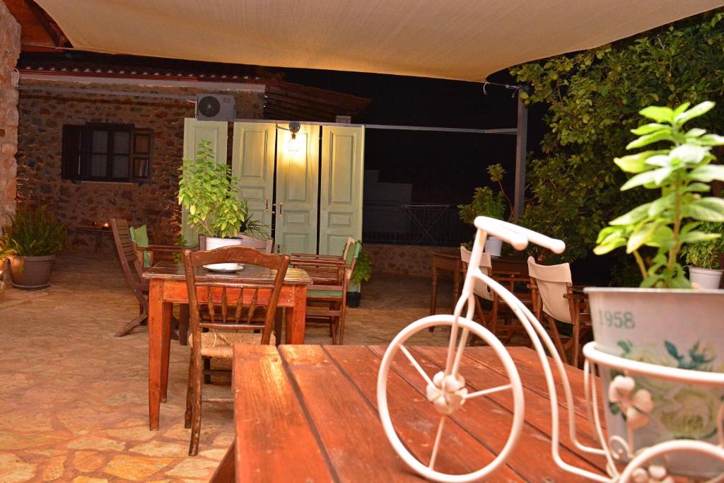 Fotografie z fotogalerie ubytování Villa in the Olive Trees v destinaci Galaxidi