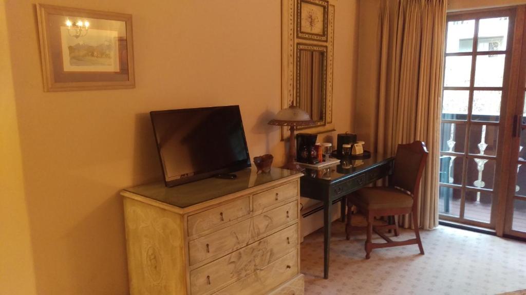 TV a/nebo společenská místnost v ubytování Hotel Gasthof Gramshammer