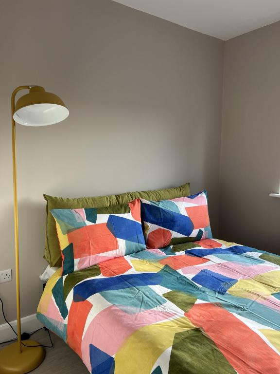Zozy Clitterhouse - Economy Double Room