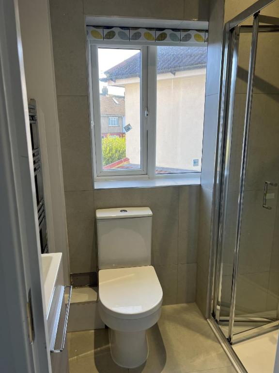 Zozy Clitterhouse - Deluxe Double Room