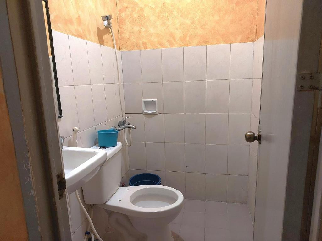Koupelna v ubytování MCT Hotel