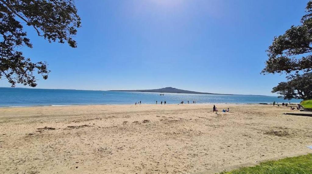 Takapuna Bay - Resim 9