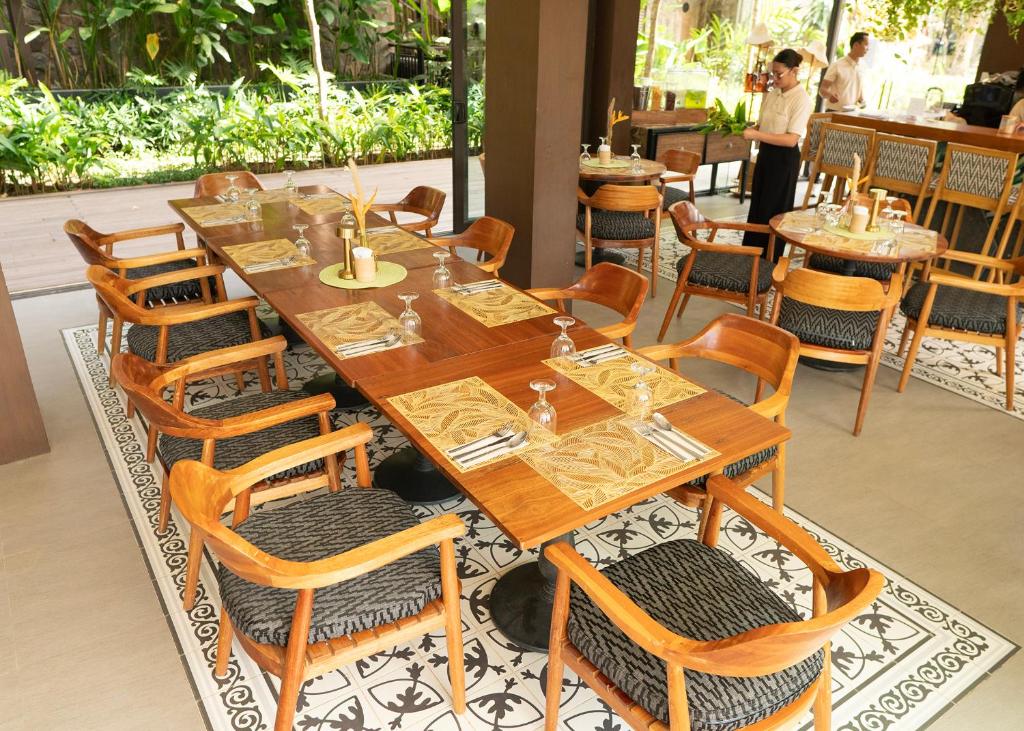 Restaurace v ubytování Balai Adlao