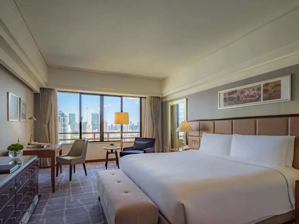 Deluxe Skyline View Room, Guest room, 1 King