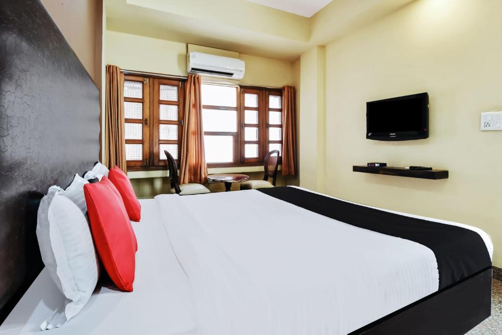 TV a/nebo společenská místnost v ubytování Hotel O Garden View