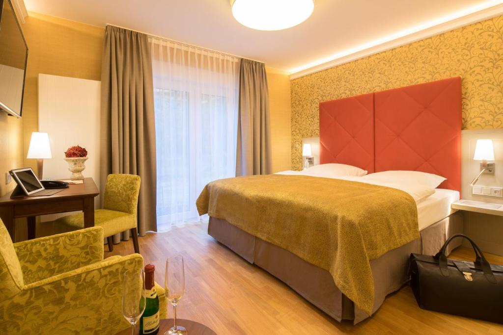 Parkhotel Güldene Berge - Habitación Confort Doble O Twin