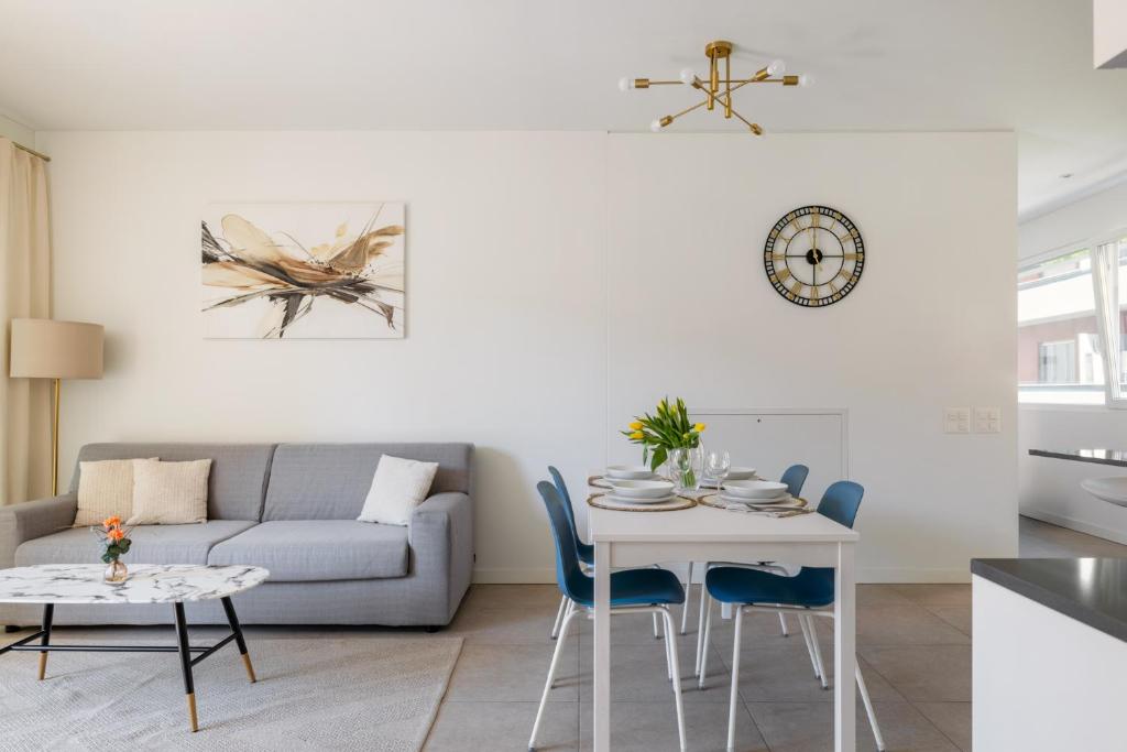 Setusvæði á Magic Deluxe Suites - Free Parking