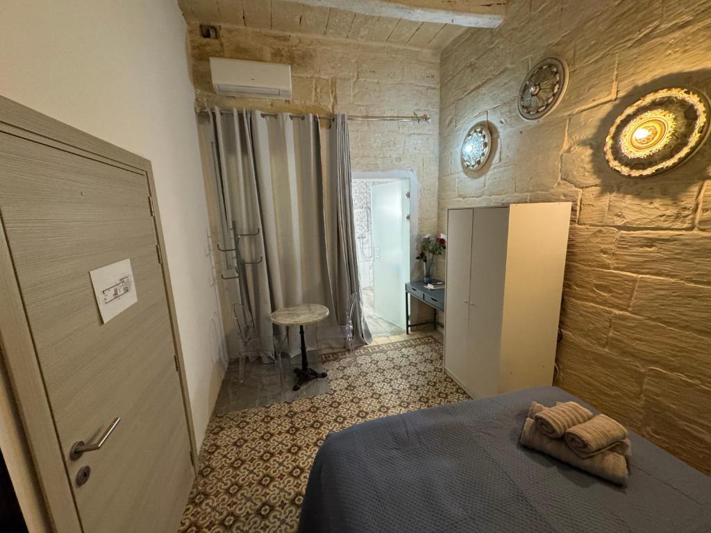 Postel nebo postele na pokoji v ubytování MH Sliema by Malta Holidays