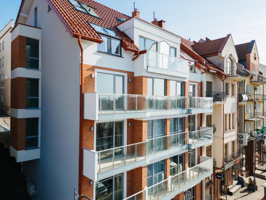 Budova, kde se aparthotel nachází