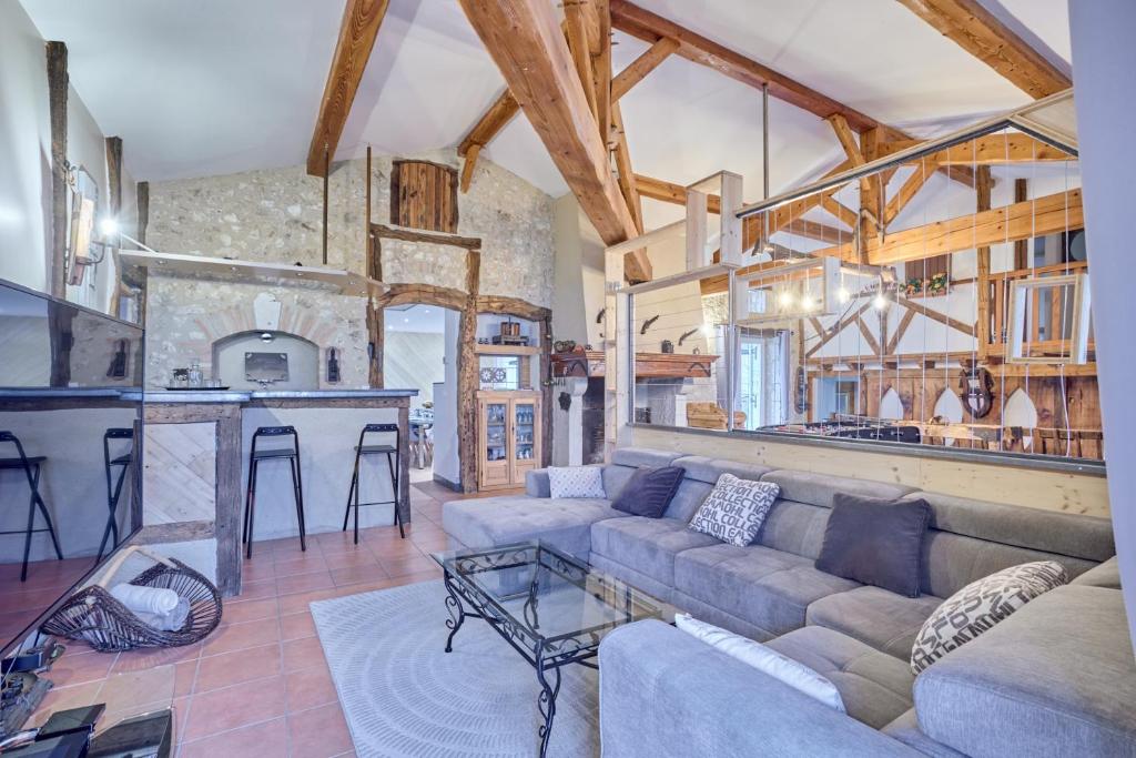 Photo de la galerie de l'établissement Douceur de Campagne - Piscine Privée, à Thénac