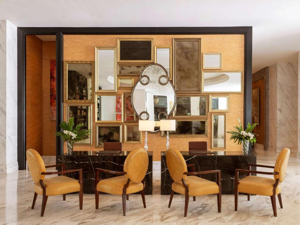 Fotografie z fotogalerie ubytování Raffles Makati v destinaci Manila