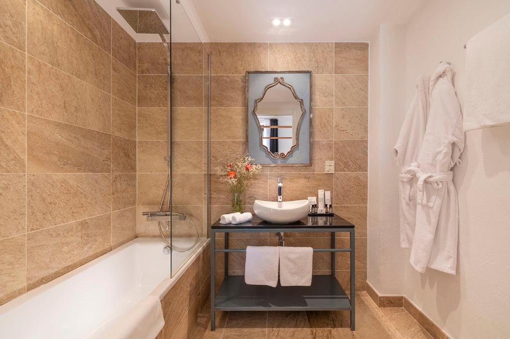 Koupelna v ubytování Sant Pere del Bosc Hotel & Spa - Adults Recommended