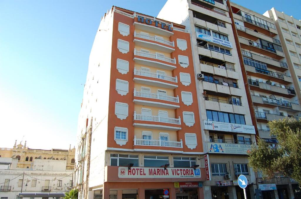 Budynek, w którym mieści się hotel