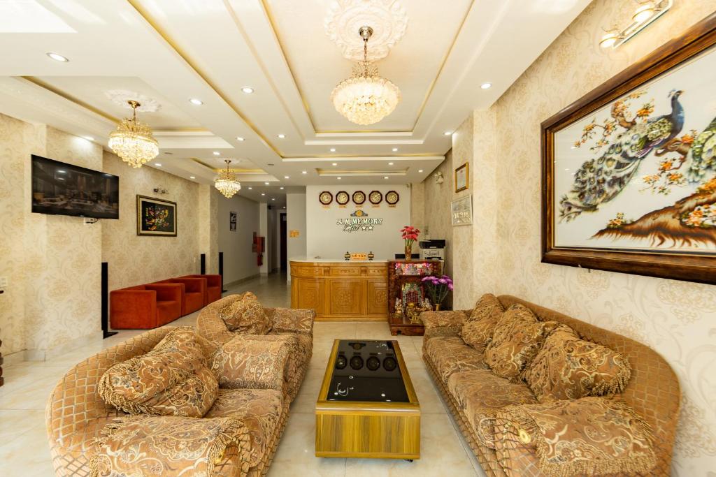 Khu vực ghế ngồi tại AM Memory Central Hotel 2