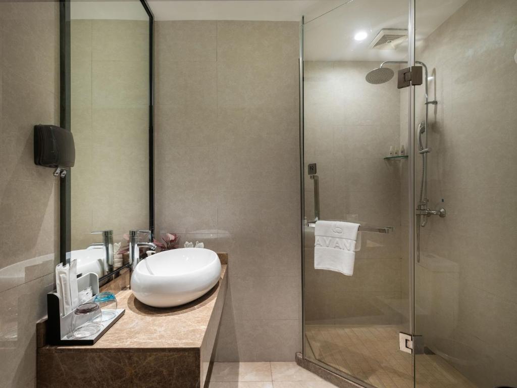 Koupelna v ubytování Lavande International Hotel Guangzhou US Consulate General Guangzhou Grandview Plaza Branch - Free Shuttle Bus to Canton Fair Complex During Canton Fair Period & Free VPN Internet Access
