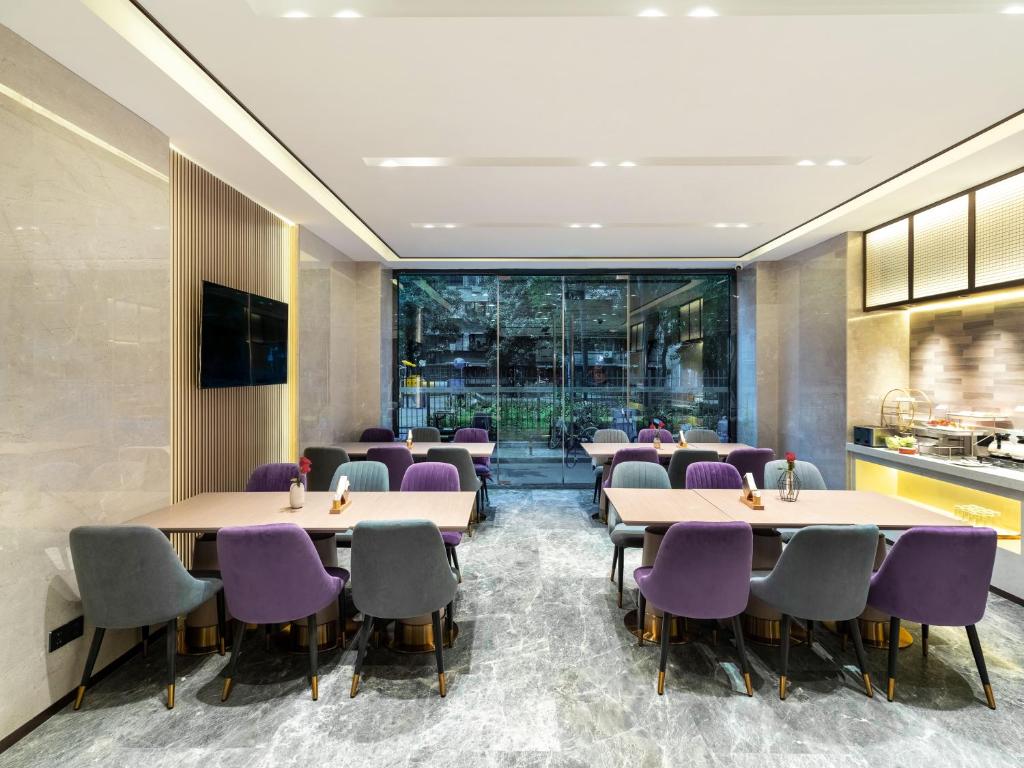 Posezení v ubytování Lavande International Hotel Guangzhou US Consulate General Guangzhou Grandview Plaza Branch - Free Shuttle Bus to Canton Fair Complex During Canton Fair Period & Free VPN Internet Access