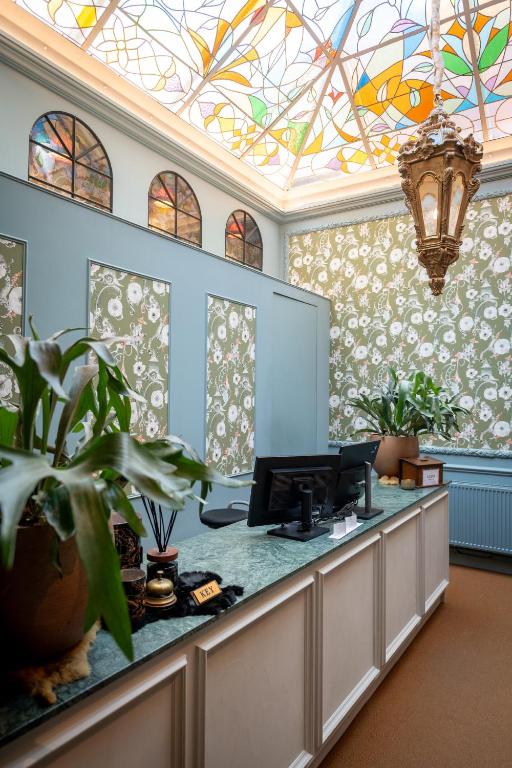 Hotel De Orangerie by CW Hotel Collection - Small Luxury Hotels of the World - Resim 3