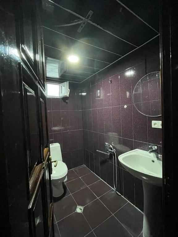 Koupelna v ubytování Guest House ZUGDIDI INN