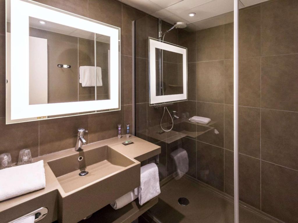 Koupelna v ubytování Novotel Paris Charles de Gaulle Airport