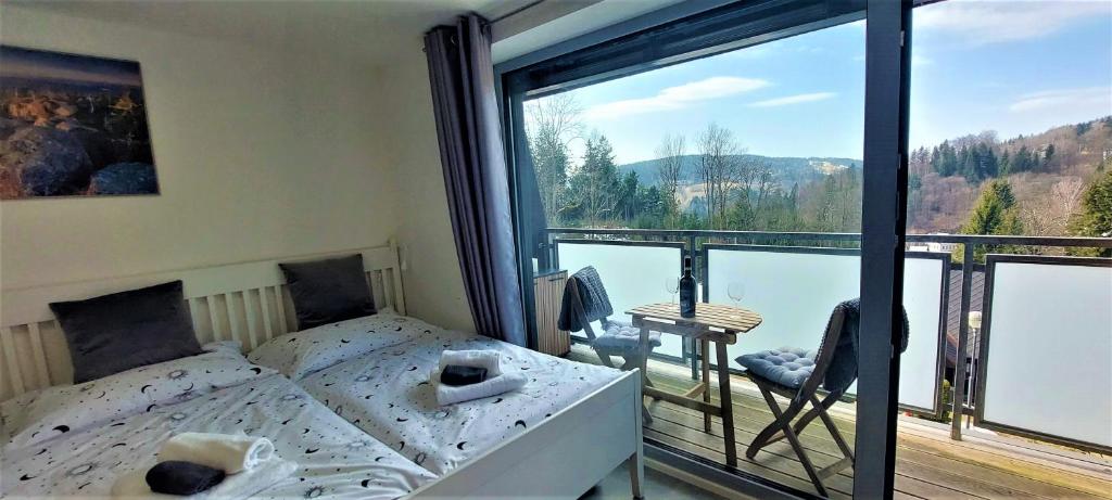 Nespecifikovaný výhled na hory nebo výhled na hory při pohledu z apartmánu