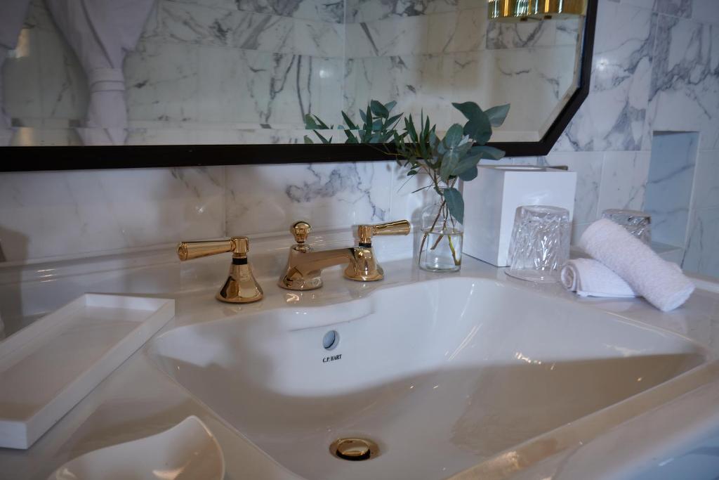 The Westbury Hotel photo 5