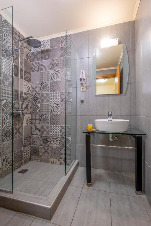 Kúpeľňa v ubytovaní Areti Suites