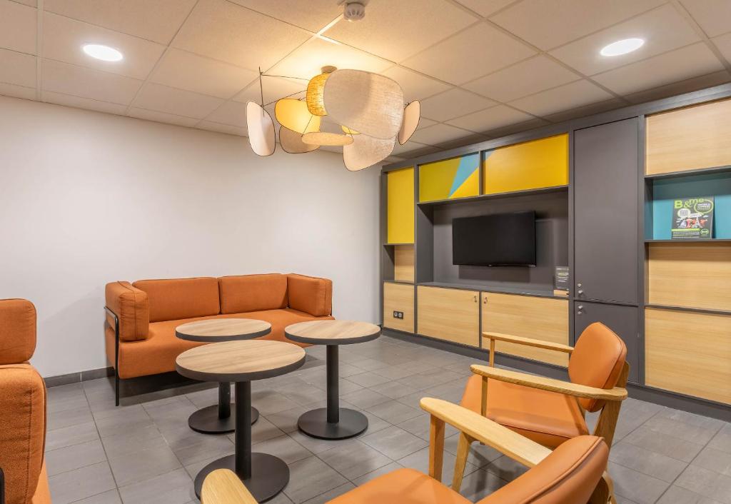 B&B HOTEL Marseille Les Ports - Resim 39