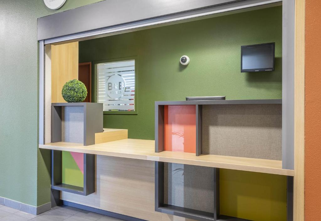 B&B HOTEL Marseille Les Ports - Resim 34