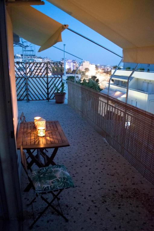 Downtown Cozy penthouse For balcony lovers