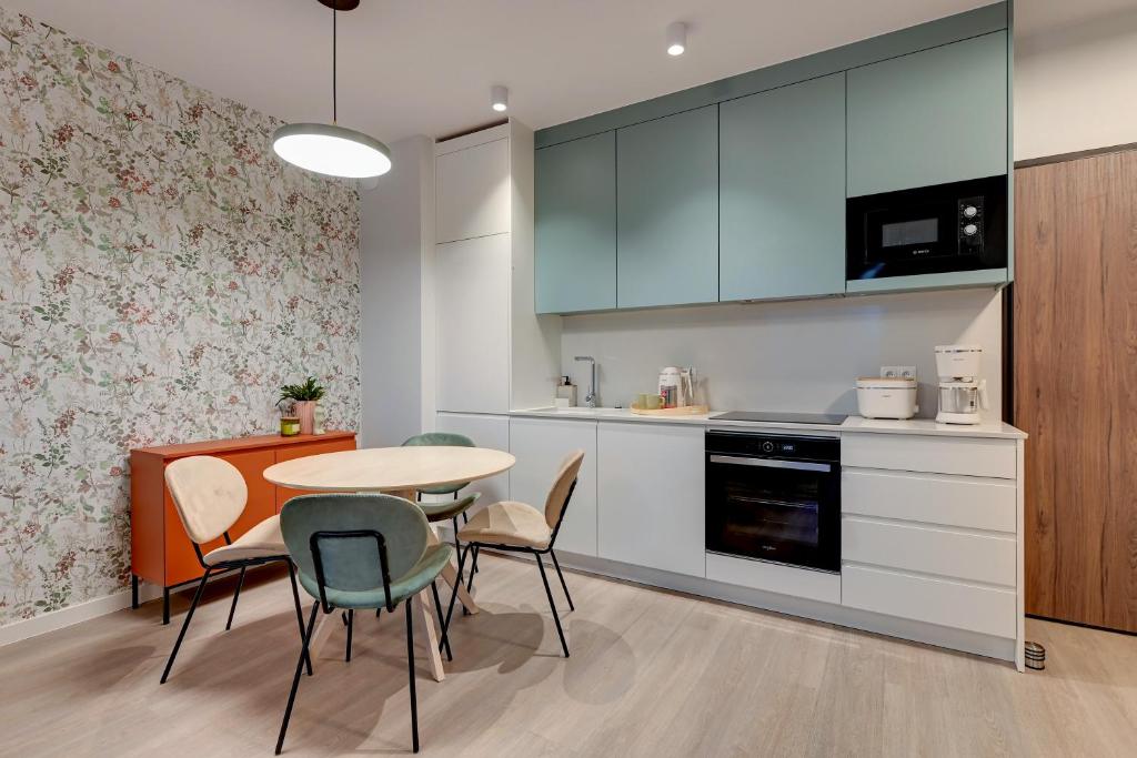 Gdańsk Old Town Scala G Premium Apartments with Parking by Lion Apartments - 6