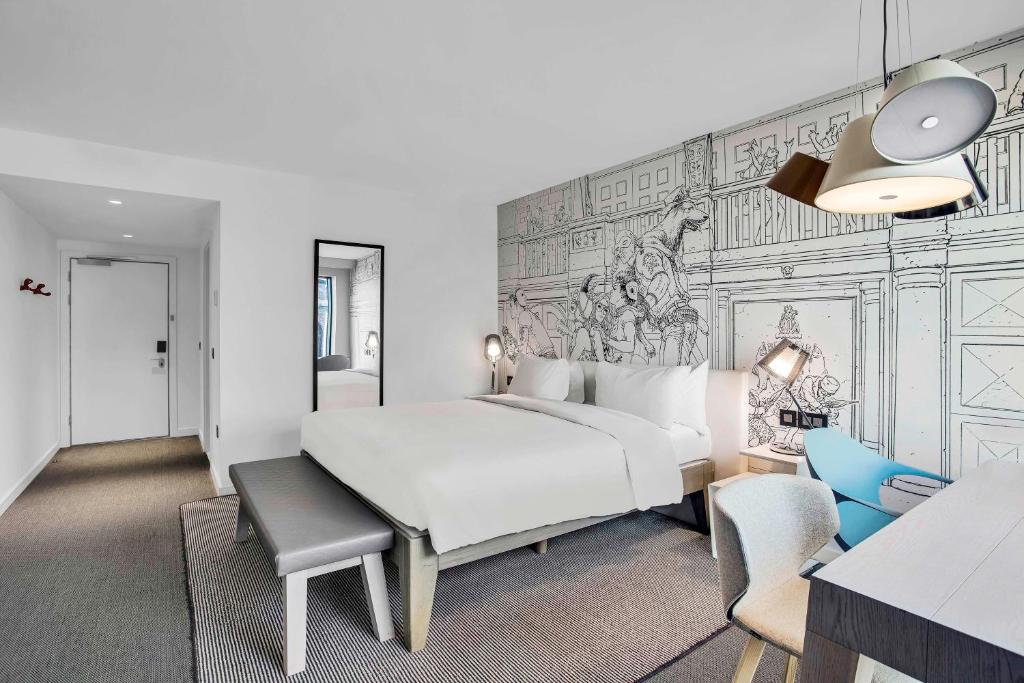 Radisson RED Hotel, Glasgow - Resim 9