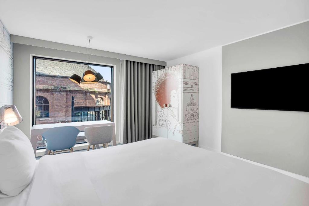 Radisson RED Hotel, Glasgow - Resim 11