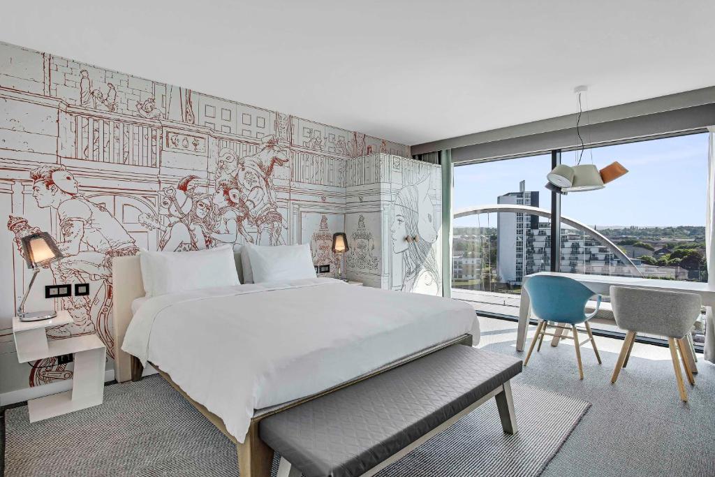 Radisson RED Hotel, Glasgow - Resim 17