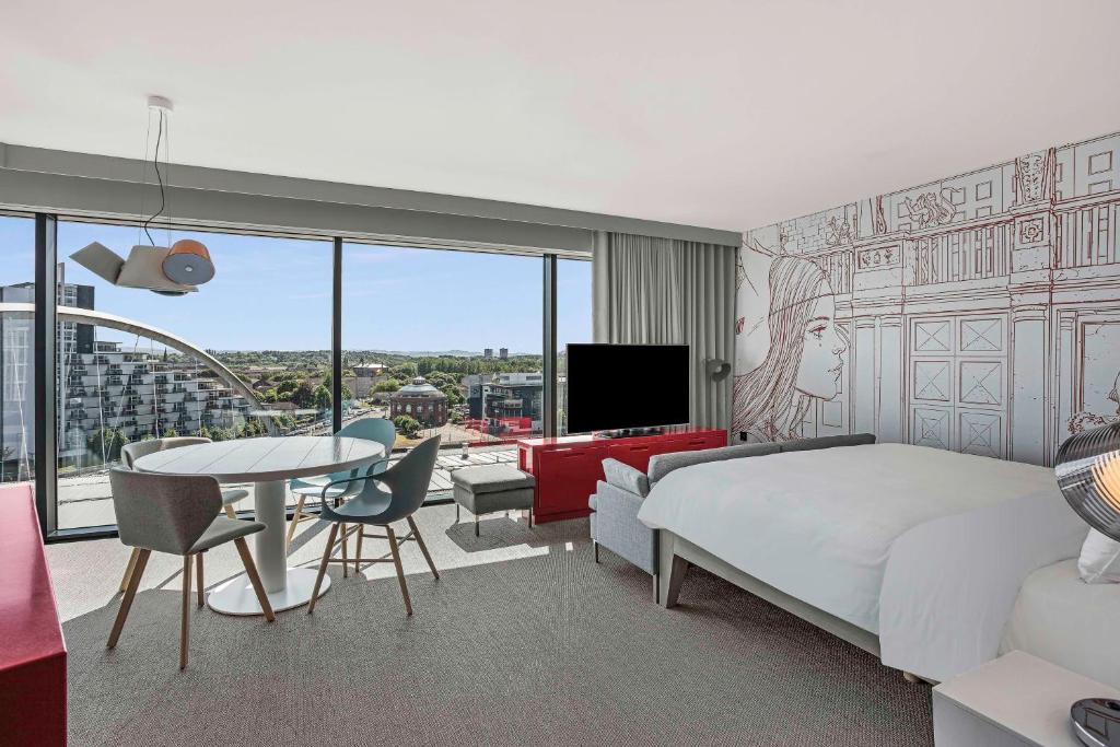 Radisson RED Hotel, Glasgow - Resim 34