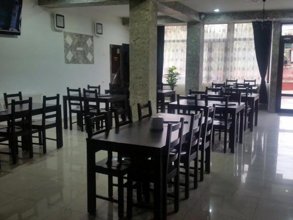 Restaurace v ubytování Pensiune Matrix