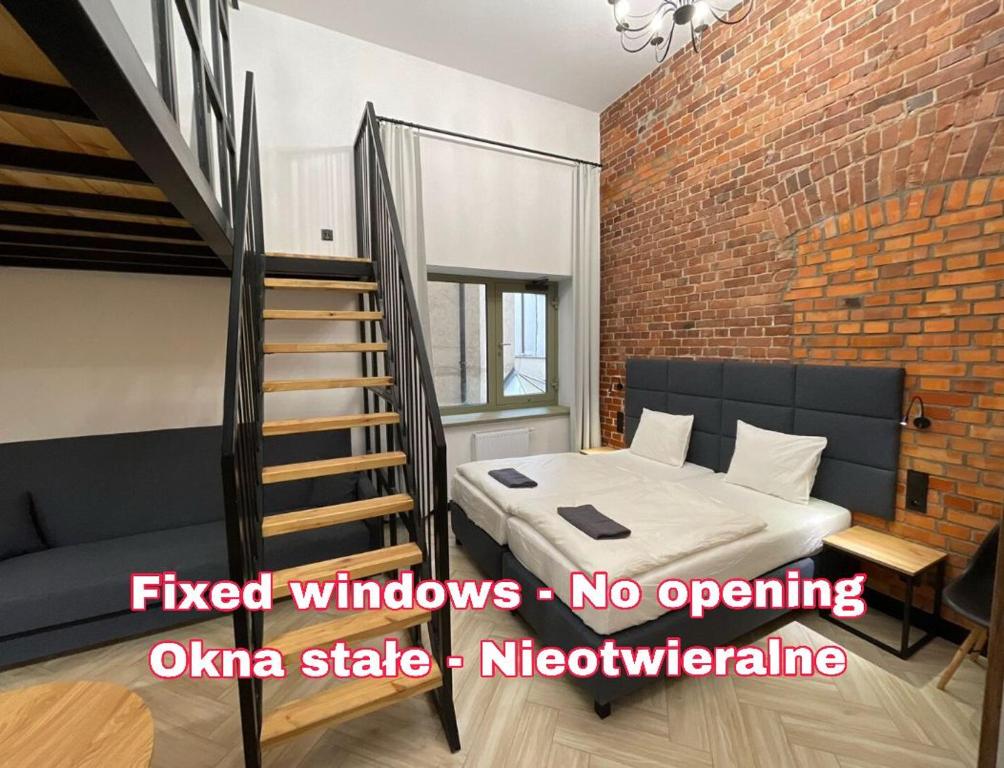 Pod Blekitnymi Podkowami - Resim 33