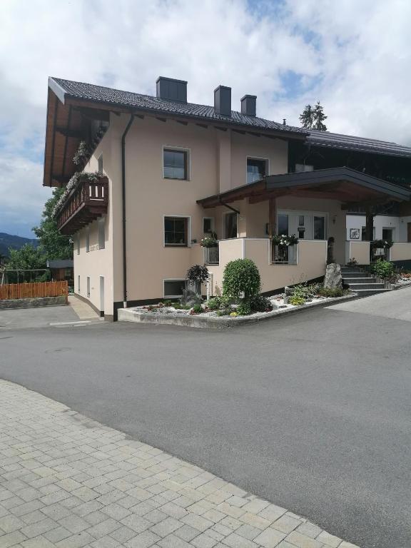 a building on the side of a road at Hänsler's Hof in Arzl im Pitztal