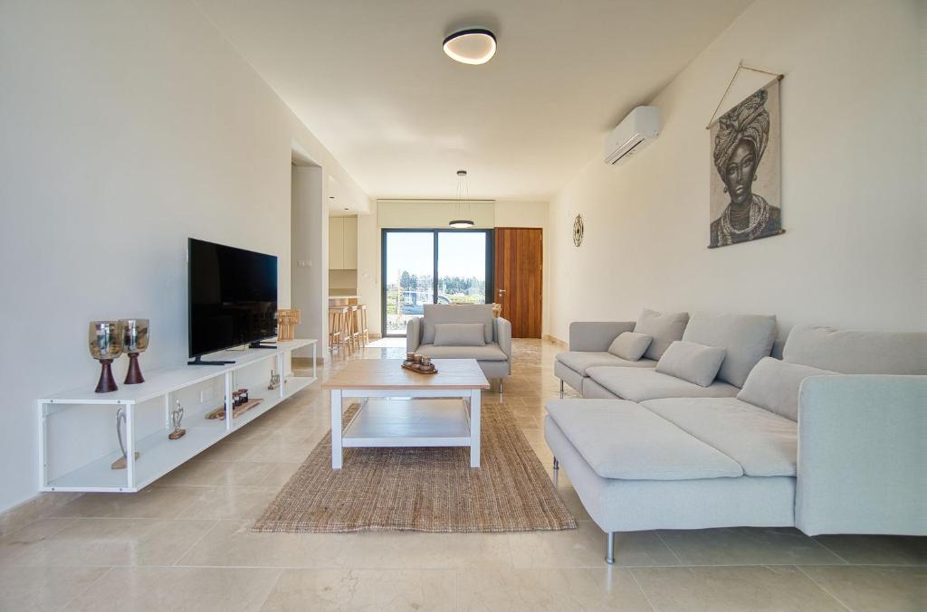 Avalon Gardens Villa 21