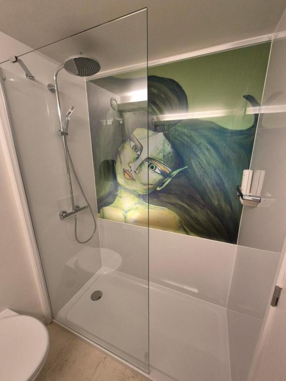 Vannituba majutusasutuses Hotel Corbie Geel