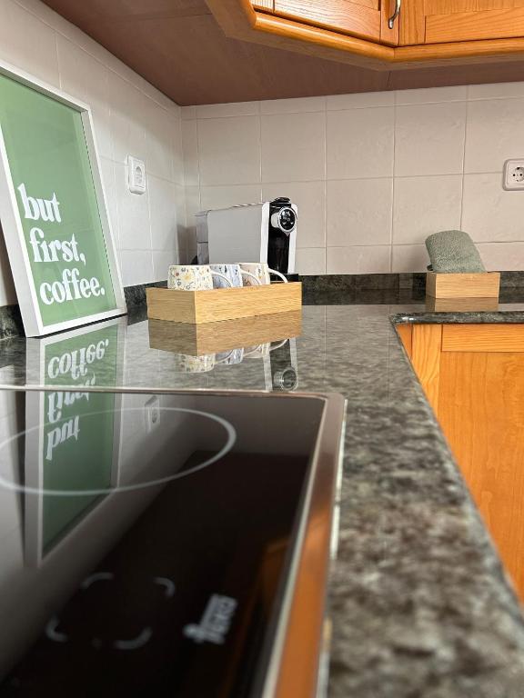 Kuchyň nebo kuchyňský kout v ubytování Apartamentos Remoña