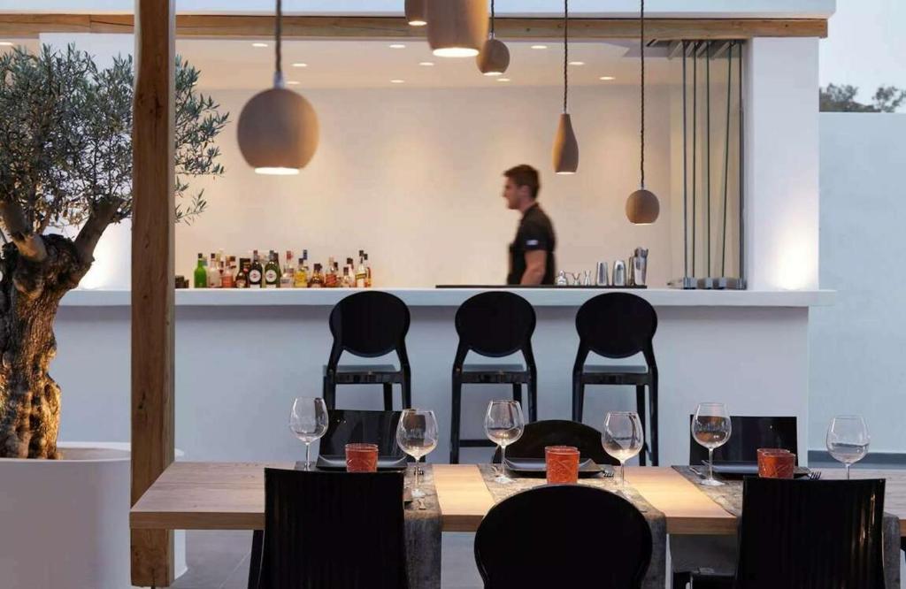 Kalisti Hotel & Suites - 12