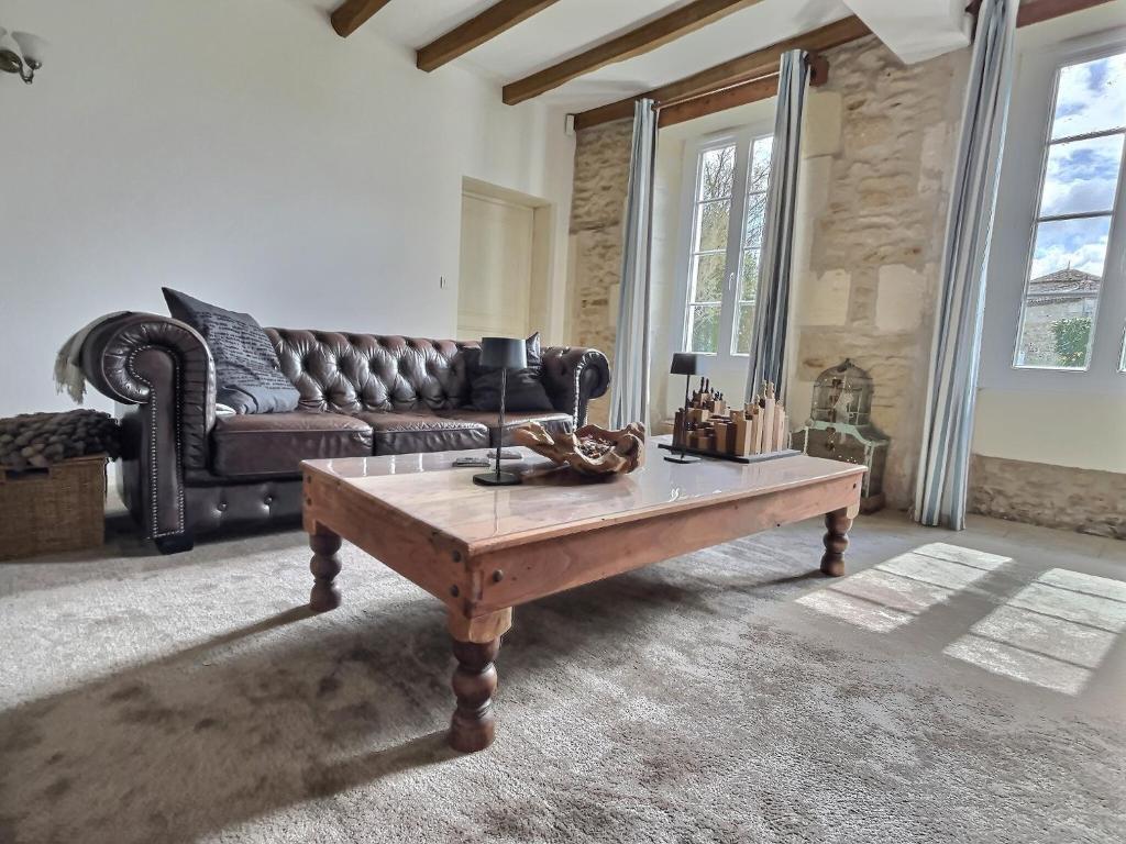 Część wypoczynkowa w obiekcie Gîte Rochellier - Charente-Maritime
