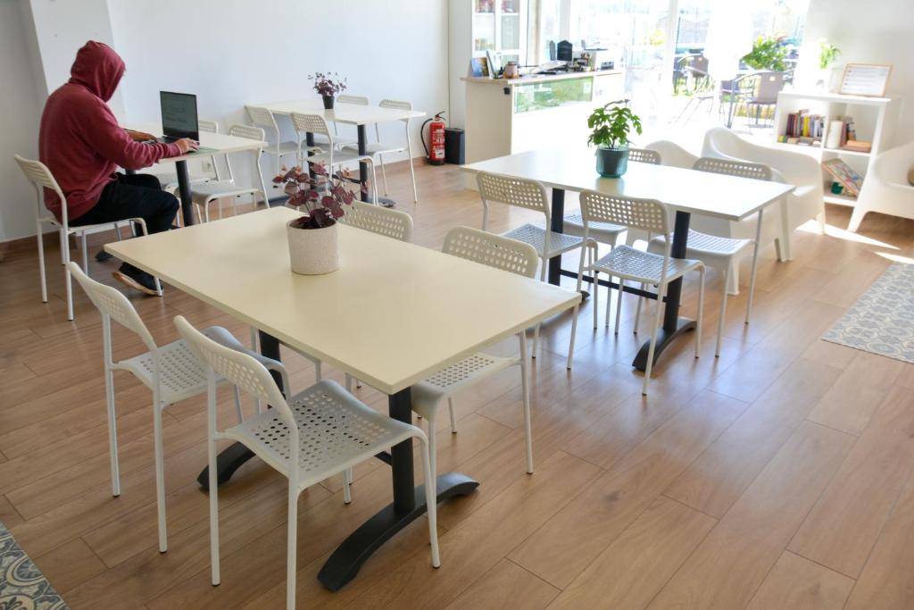 Albergue Melide - 16