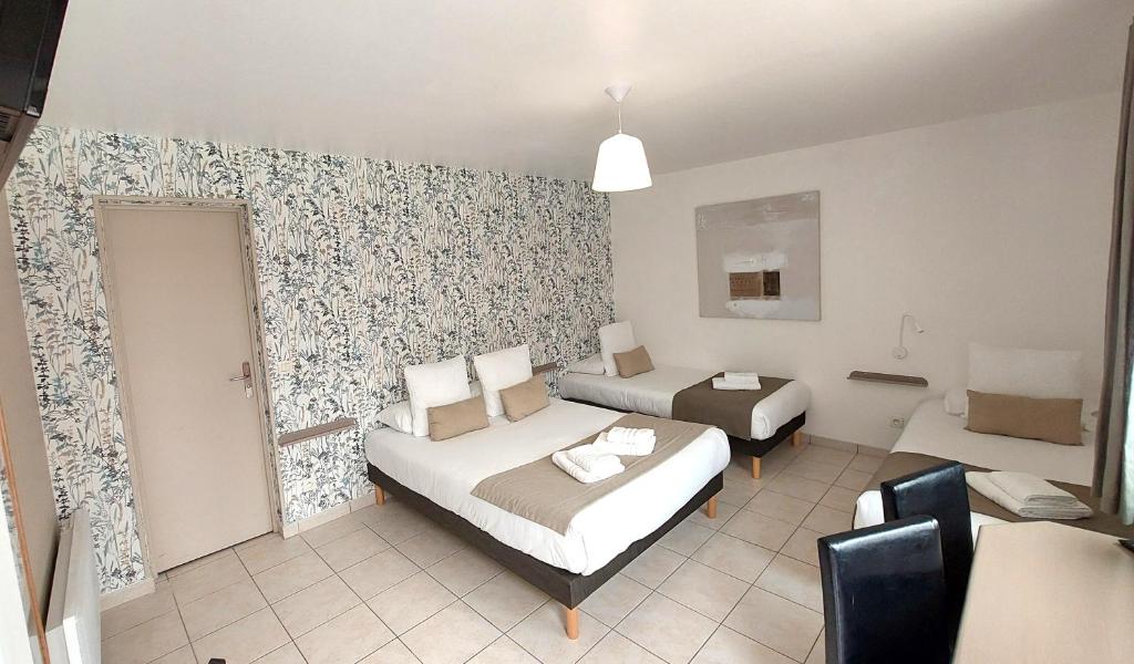 Logis Hôtel La Rosière----Situé entre BAYEUX et ARROMANCHES - Comfort Vierpersoonskamer