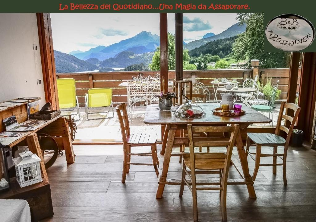 Nespecifikovaný výhled na hory nebo výhled na hory při pohledu z bed and breakfast